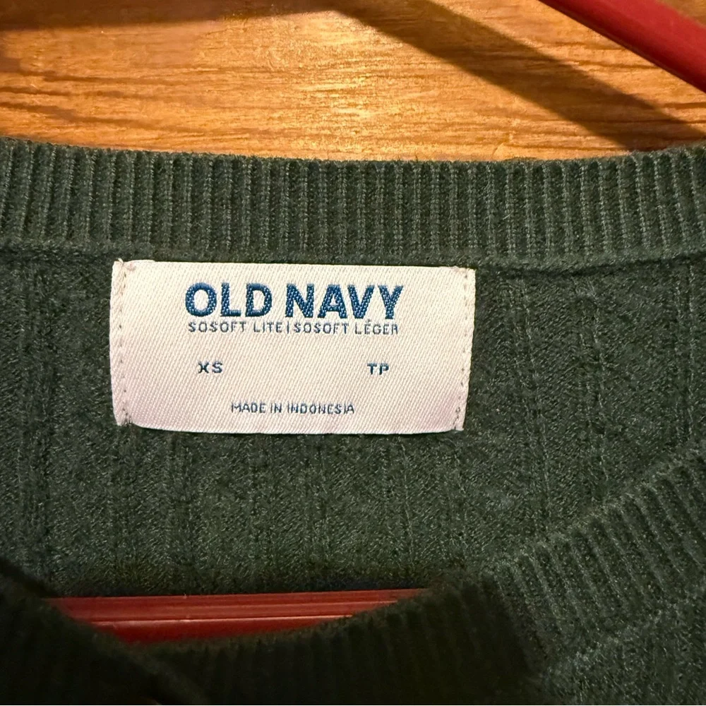 Old Navy Women's Dark Green Cardigan - Picture 3 of 3